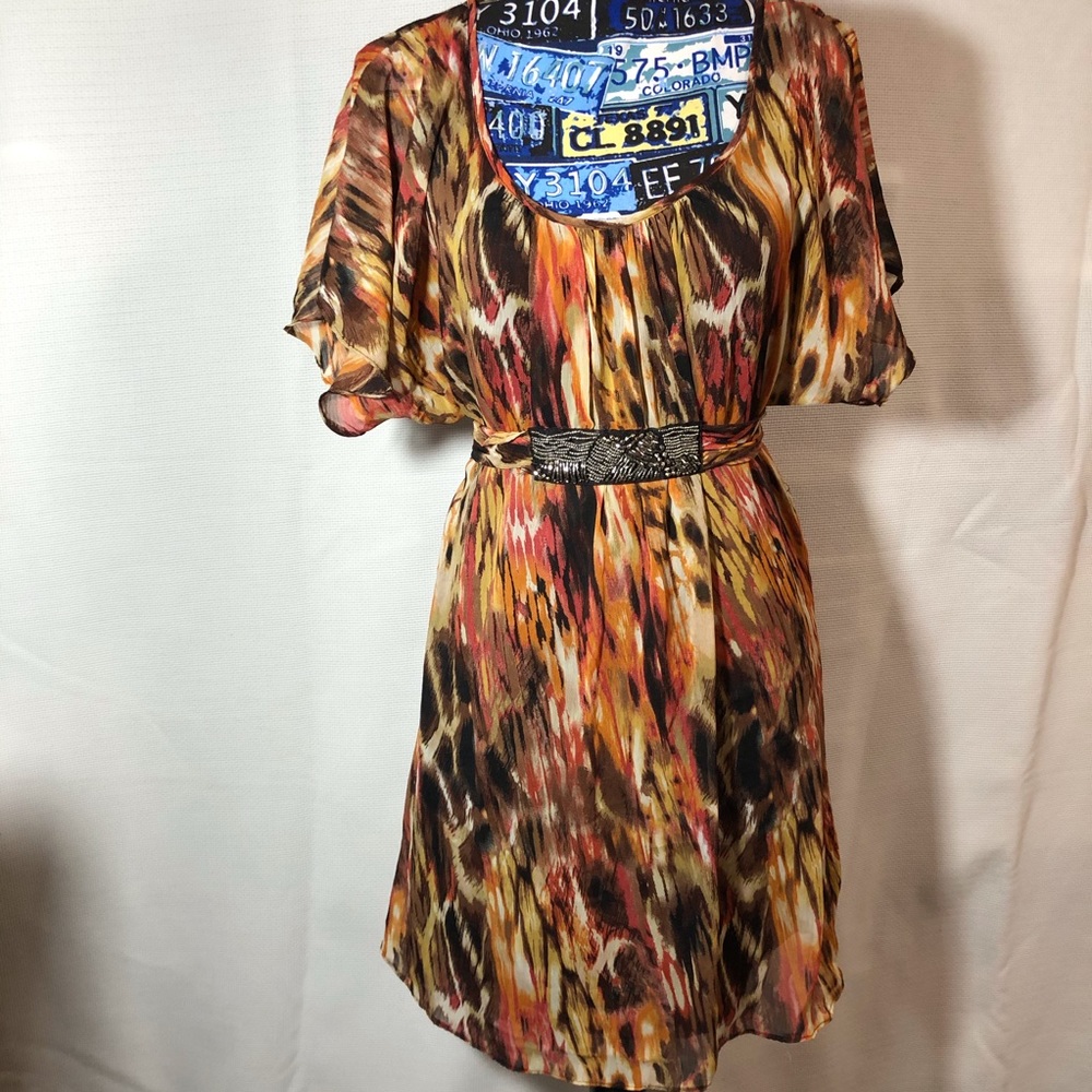 Pretty tunic by city triangles